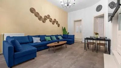 Ein Sitzbereich in der Unterkunft Apartment Görlitzer Park - Sauna, zentral, 100QM