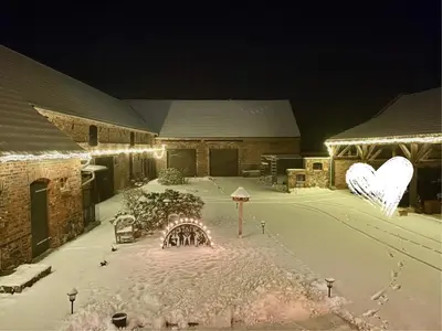 Hof zum alten Birnbaum im Winter