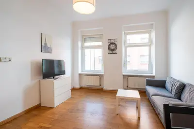 TV/Unterhaltungsangebot in der Unterkunft Apt Silizium 3 Zimmer Monteurwohnung zentral
