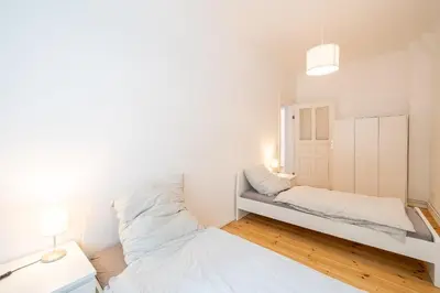 Ein Bett oder Betten in einem Zimmer der Unterkunft Apt Silizium 3 Zimmer Monteurwohnung zentral