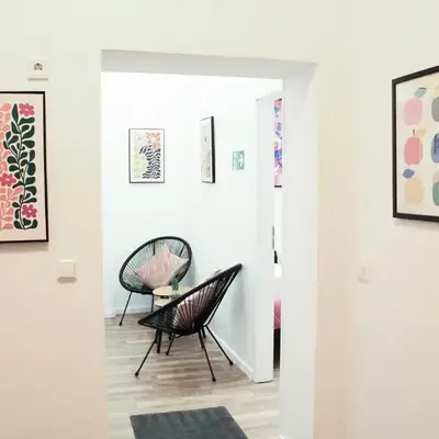 Moderne Unterkunft - Emser