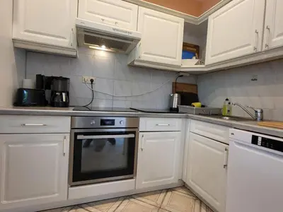 Küche/Küchenzeile in der Unterkunft Apartment Terrassenwohnung am See by Interhome