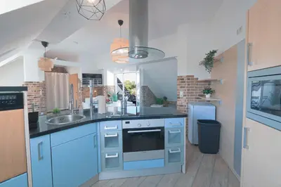 Küche/Küchenzeile in der Unterkunft Urbanes Dachrefugium mit Balkon