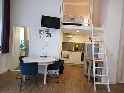 Küche/Küchenzeile in der Unterkunft AF Apartments Studio Berlin