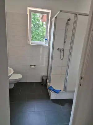 Ein Badezimmer in der Unterkunft Haus am Wendsee
