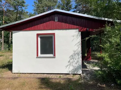 Das Gebäude in dem sich das Ferienhaus befindet