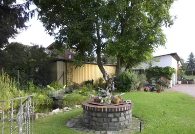 Ein Garten an der Unterkunft Ferienwohnung Wunderlich