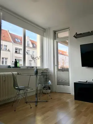 TV/Unterhaltungsangebot in der Unterkunft Modern Studio Apartment in Central Location