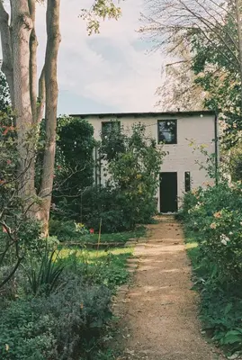 Ein Garten an der Unterkunft Im Scheunhornweg
