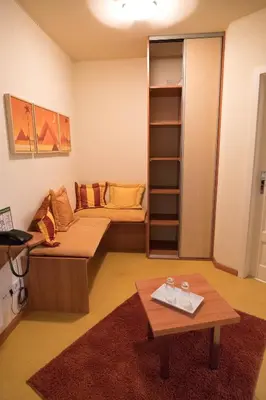 Ein Sitzbereich in der Unterkunft Haus Waldesruh - Eventhotel