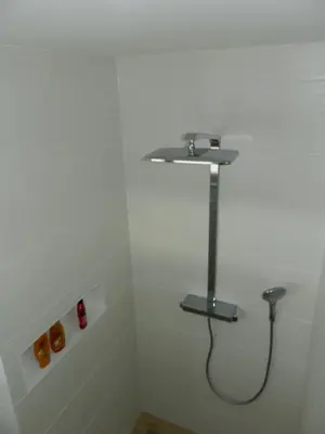 Ein Badezimmer in der Unterkunft Ferien Nähe Krüpelsee und Berlin