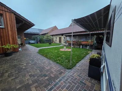 Ein Garten an der Unterkunft Feriencamp Familie Lange - Primc