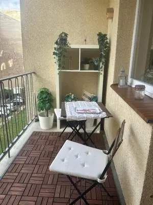 Ein Balkon oder eine Terrasse in der Unterkunft Quiet Apartment in Mitte near Bellevue Tiergarten