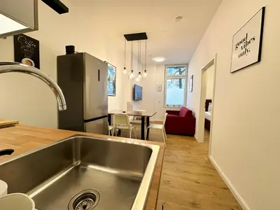 Küche/Küchenzeile in der Unterkunft fairAPART 3 Zimmer, 1 Bad, 50 qm, Prenzlauer Berg