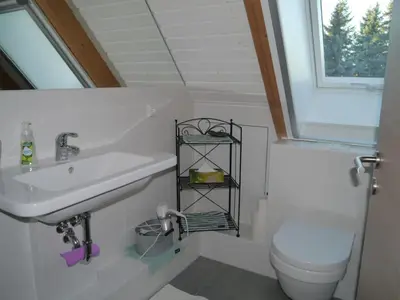 Ein Badezimmer in der Unterkunft Ferienwohnung im Neubauernweg 3