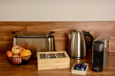 Kaffee-/Teezubehör in der Unterkunft Maisonette-Apartment für bis zu 6 Personen - Parkplatz - WLAN - Kingsize