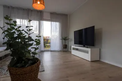 TV/Unterhaltungsangebot in der Unterkunft Stilvolle & zentrale Ferienwohnung in Oranienburg