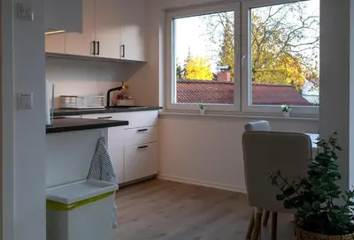 Küche/Küchenzeile in der Unterkunft Stilvolle & zentrale Ferienwohnung in Oranienburg
