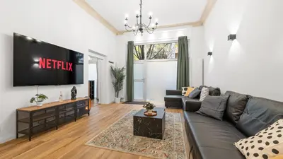 Ein Sitzbereich in der Unterkunft Design Apartment in Prenzlauer Berg - 79 QM