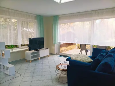 Ein Sitzbereich in der Unterkunft Ferienhaus - Ankerplatz am Werlsee, mit eigenem Bootssteg und Sauna