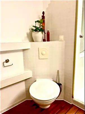 Ein Badezimmer in der Unterkunft Elegantes City-Apartment mit Berliner Flair in Friedenau