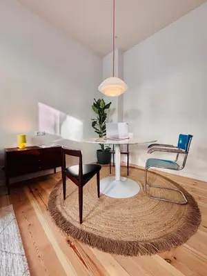 Ein Sitzbereich in der Unterkunft Chic Boutique Studio with Balcony in Prenzlauer Berg