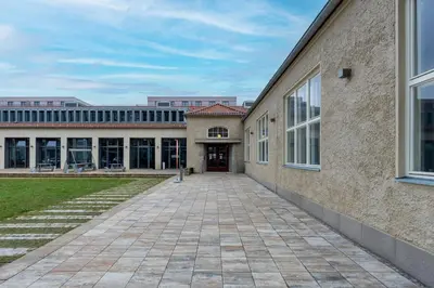 Das Gebäude in dem sich das Hotel befindet