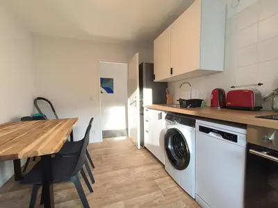Küche/Küchenzeile in der Unterkunft Sunny Apartment near Potsdamer Platz