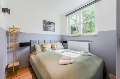 Ein Bett oder Betten in einem Zimmer der Unterkunft Central City Stay & Self Check-In