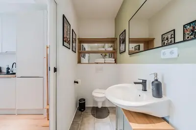 Ein Badezimmer in der Unterkunft Central City Stay & Self Check-In