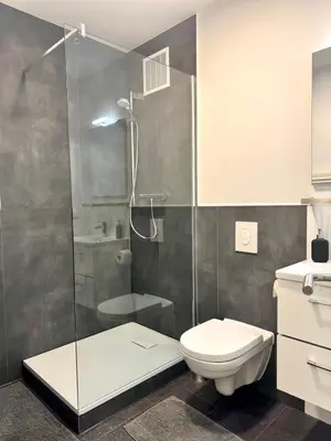 Ein Badezimmer in der Unterkunft Traumhaft großes Apartment im Herzen Berlins
