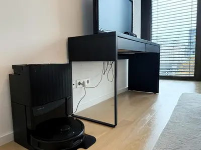 TV/Unterhaltungsangebot in der Unterkunft HolidayHome Apartments I Luxery Apartment at ALEXA Mall Best Located