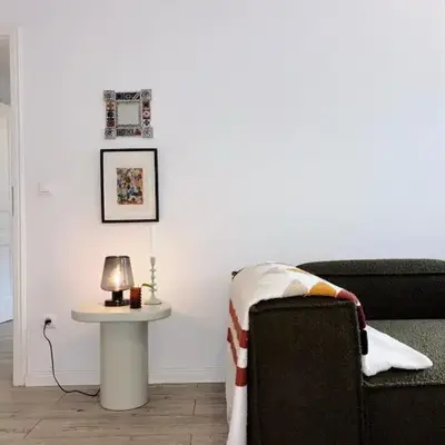 Ruhige & geräumige 2-Zimmer Wohnung in Neukölln