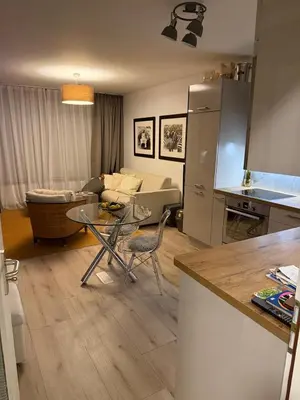 Ein Sitzbereich in der Unterkunft Berlin City West Lux Appartement KuDamm Adenauerplatz centrally located family group friendly Netflix
