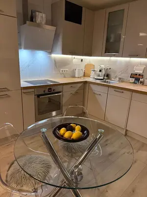 Küche/Küchenzeile in der Unterkunft Berlin City West Lux Appartement KuDamm Adenauerplatz centrally located family group friendly Netflix