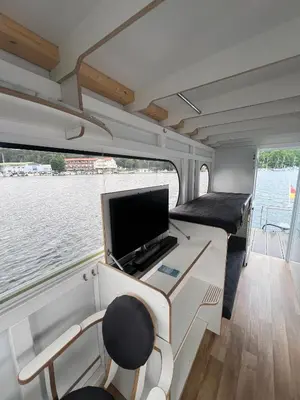 TV/Unterhaltungsangebot in der Unterkunft Hausboot Rollyboot Evolution 2