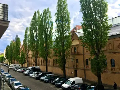 Grundriss der Unterkunft Old building apartment in cultural neighbourhood