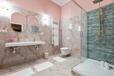 Ein Badezimmer in der Unterkunft FABEL Apartments am Hbf