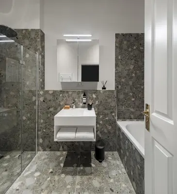 Ein Badezimmer in der Unterkunft FU Life Berlin Kudamm