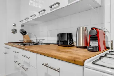 Küche/Küchenzeile in der Unterkunft Friedrichshain Mitte - Entire Apartment