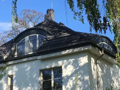 Das Gebäude in dem sich die Ferienwohnung befindet