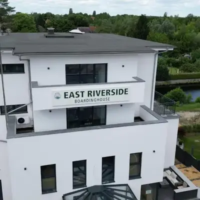 East-Riverside Boardinghouse