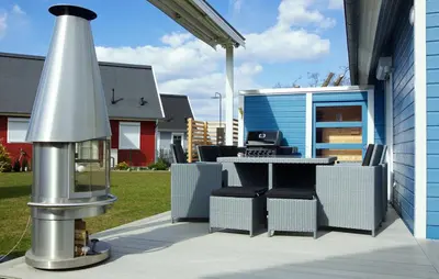 Das Gebäude in dem sich das Ferienhaus befindet