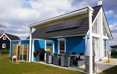 Das Gebäude in dem sich das Ferienhaus befindet
