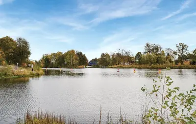 Blick auf einen Fluss in der Nähe des Ferienhauses