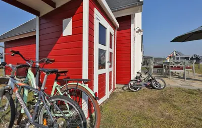 Radfahren an der Unterkunft Ferienhaus Kuntabü oder in der Nähe