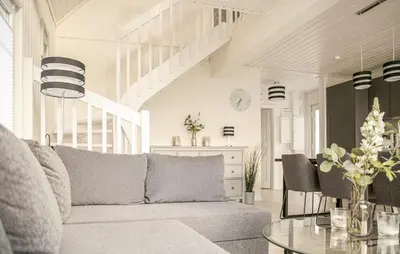 Ein Sitzbereich in der Unterkunft Lille Hus