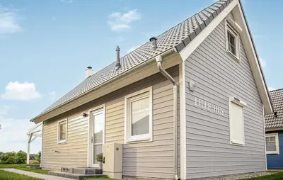 Das Gebäude in dem sich das Ferienhaus befindet