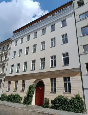 Das Gebäude in dem sich die Ferienwohnung befindet