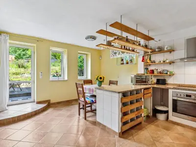 Küche/Küchenzeile in der Unterkunft Apartment in Karlshorst mit Terrasse by Interhome
